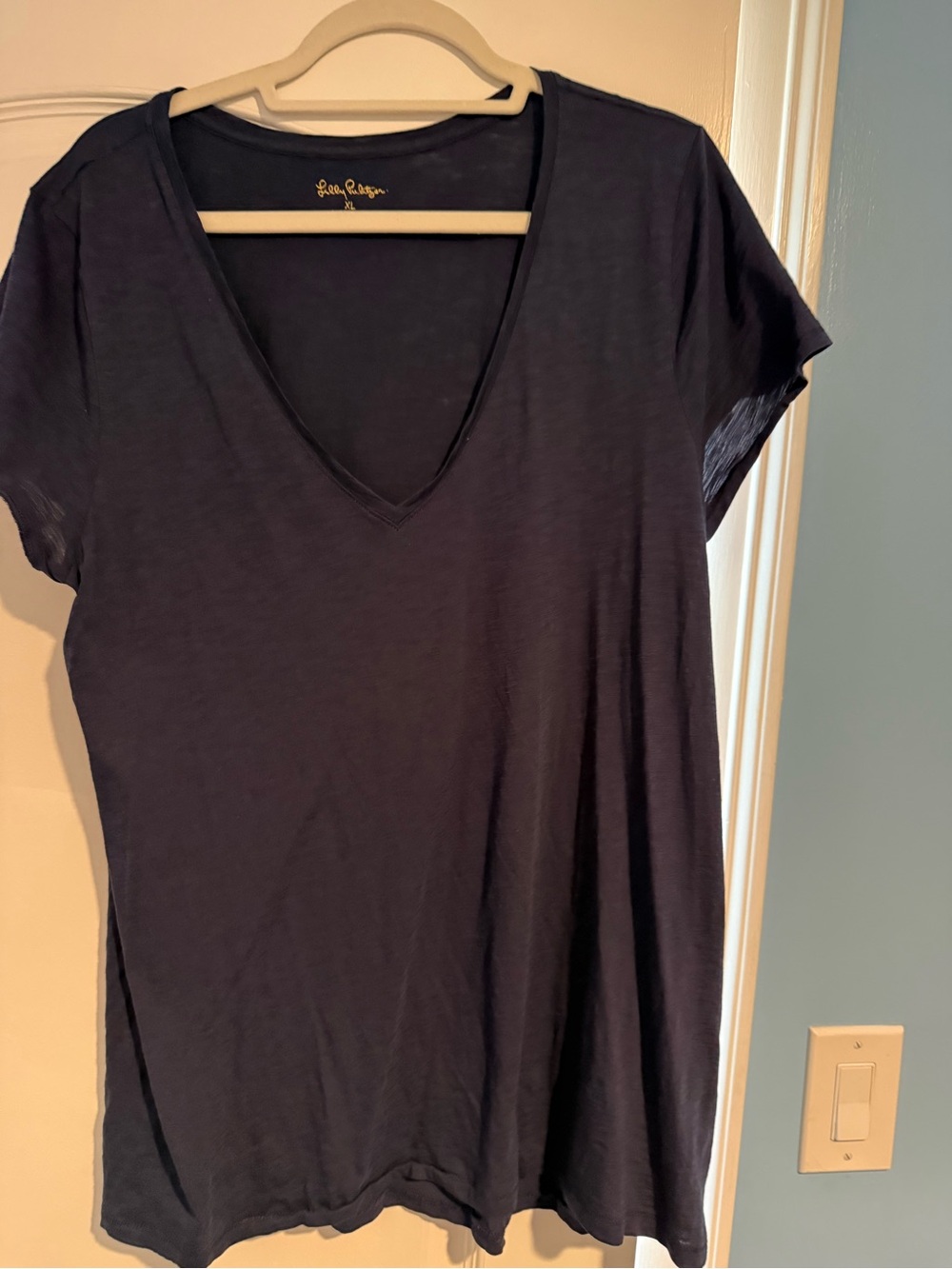 Lilly Pulitzer V Neck Tee Navy XL